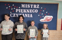 Uczniowie nagrodzeni w szkolnym konkursie ,,Mistrz Pięknego Czytania''
