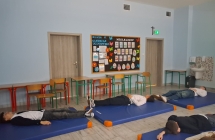 klasa 8 w trakcie relaksacji