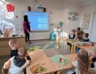 klasa 1 w trakcie jesiennych zagadan na warsztatach terapeutycznych