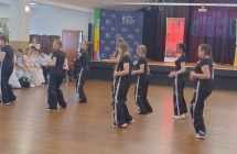 Uczennice SP w Dziadowicach na XVII Turnieju Tańca