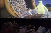 Uczniowie klasy I, II oraz dzieci z oddzialu przedszkolnego w kinie sferycznym (2)