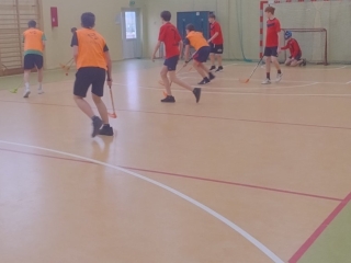 Walentynkowy Sparing Unihokeja