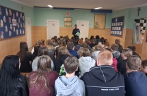 pogadanka policjanta dla uczniow kl. 4 - 8