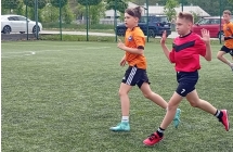 Uczniowie SP w Dziadowicach na eliminacjach do ogolnopolskiego Turnieju Z Podworka na Stadion o Puchar Tymbarku (7)