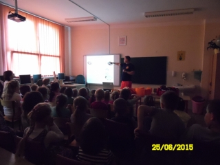 SAM_2000